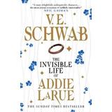 The Invisible Life of Addie LaRue - V.E. Schwab, editura Titan Books