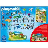 playmobil-christmas-calendar-craciun-ferma-calutilor-2.jpg