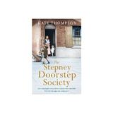Stepney Doorstep Society, editura Michael Joseph