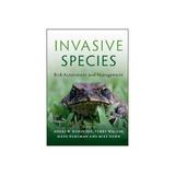 Invasive Species, editura Cambridge University Press