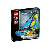 LEGO Technic - Iaht de curse (42074)