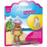 Playmobil City Life - Figurina simpatica de la Playmobil ce intruchipeaza o fetita care ajunge pe plaja - ocazia potrivita sa te gandesti la vacanta.