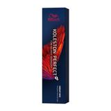 Vopsea Crema Permanenta - Wella Professionals Koleston Perfect ME+ Vibrant Reds, nuanta 66/44 Blond Inchis Rosu Intens