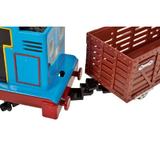 set-tren-malplay-locomotiva-cu-sunete-aburi-si-3-vagoane-cu-sine-4.jpg