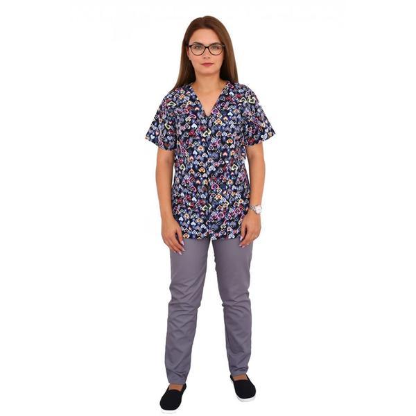 Costum medical imprimat hearts, femei, cu anchior in forma v, cu trei buzunare aplicate,m intl