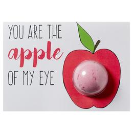 Set cadou felicitare cu bila de baie efervescenta 40g + plic you are the apple of my eye, bomb cosmetics
