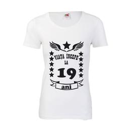 Tricou dama personalizat fruit of the loom, alb, viata incepe la 19 ani l