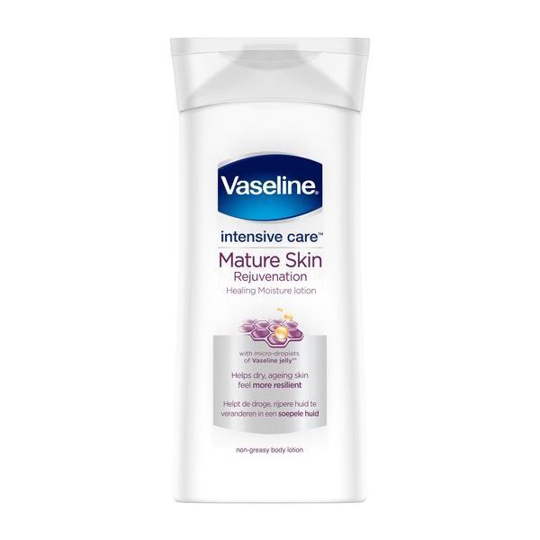 Lotiune de corp hidratanta pentru piele matura si uscata, Vaseline Intensive Care Mature Skin Rejuvenation, 400ml esteto.ro