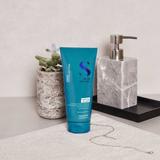 balsam-de-curatare-pentru-par-cret-sau-ondulat-alfaparf-milano-semi-di-lino-curls-hydrating-co-wash-200-ml-1754547651615-1.jpg