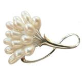 brosa-pandantiv-buchet-de-flori-cu-perle-naturale-albe-cadouri-si-perle-2.jpg