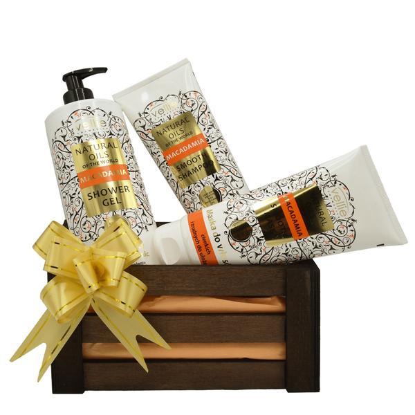 Set cadou cutie lemn, produse cosmetice cu ulei de macadamia, gel de dus 500 ml, sampon 250 ml, masca de par 200 ml