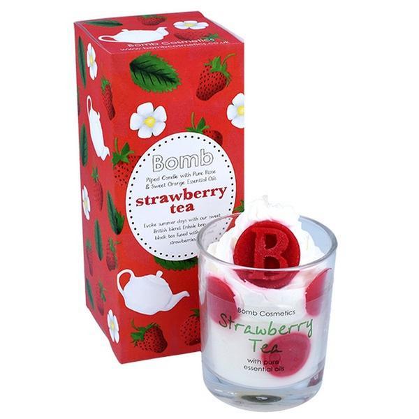 Lumanare parfumata in vas de sticla Strawberry Tea, Bomb Cosmetics, 250g esteto