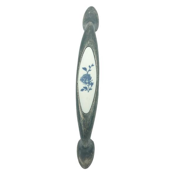 Maner pentru mobila cu insertie rasina floare albastra, finisaj argint oxidat, 96 mm - Malle