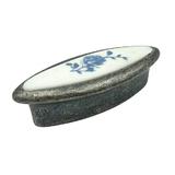 Buton pentru mobila cu insertie rasina floare albastra, finisaj argint oxidat, 32 mm - Malle