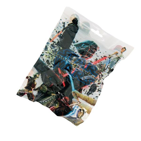 Plic mistery box, star wars rise of skywalker, cu figurina si cartonase surpriza