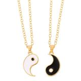 Set 2 lantisoare yin yang de culoare aurie