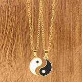 set-2-lantisoare-yin-yang-de-culoare-aurie-3.jpg