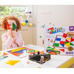 Joc de strategie și viteză mentală cu forme geometrice (Shapes Up)