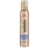 Spuma Pentru Volum cu Fixare Extra Puternica - Wella Wellaflex Mousse 2 Day Volume Extra Strong Hold, 200 ml