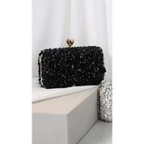 gentuta-dama-eleganta-clutch-cu-margele-si-paiete-negre-3.jpg