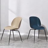 scaun-plastic-albastru-picioare-metal-negru-sonaia-4.jpg