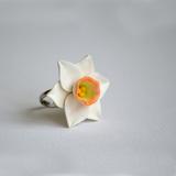 inel-narcisa-miorlauu-reglabil-alb-fimo-floare-2.jpg