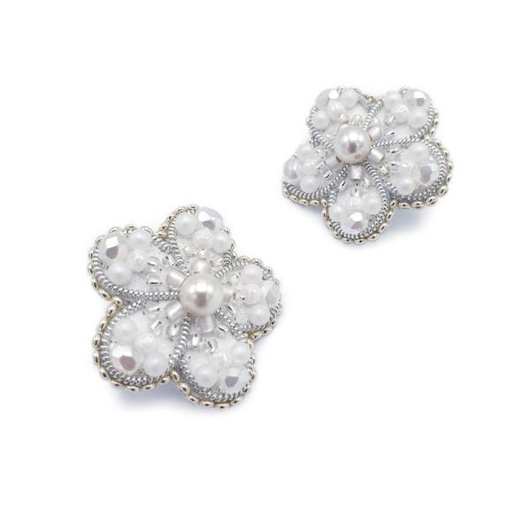 Cercei albi eleganti stil floare, antonia, zia fashion
