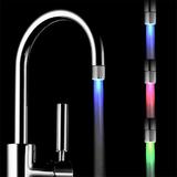 cap-robinet-cu-led-si-senzor-de-temperatura-iluminare-in-3-culori-in-functie-de-temperatura-apei-2.jpg