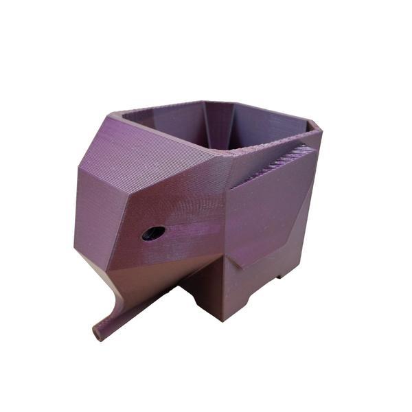 Ghiveci printat 3D din material biodegradabil, in forma de elefant, cu sistem de drenaj interior, maro mov, 92x118x88 mm