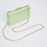 clutch-maddy-rigid-verde-mar-cu-lant-auriu-3.jpg