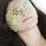 masca-faciala-din-jad-natural-pentru-eliminarea-stresului-si-revitalizarea-tenului-2.jpg