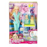 Papusa barbie medic pediatru cu doi bebelusi gemeni si clinica