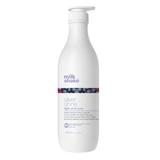 pachet-pentru-par-blond-gri-sau-alb-milk-shake-silver-shine-sampon-silver-shine-light-shampoo-1000-ml-balsam-silver-shine-conditioner-1000-ml-1697027739003-1.jpg