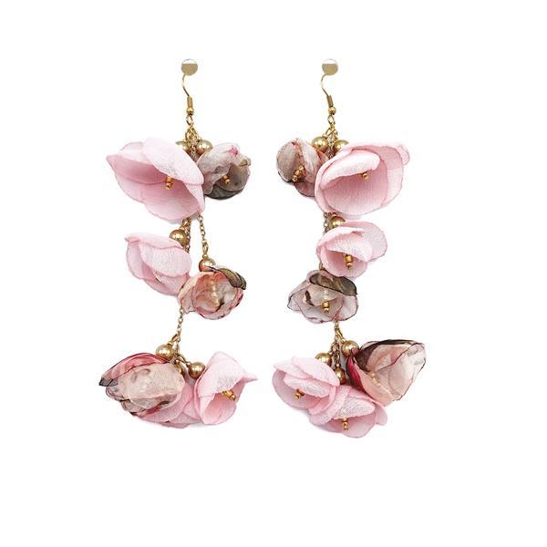Cercei foarte lungi cu flori din voal, culoarea roz cu perle aurii, Corizmi, Pink Blooms