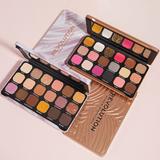 paleta-de-farduri-revolution-forever-flawless-nude-silk-makeup-revolution-1-buc-1715678179481-3.jpg