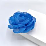 agrafa-par-floare-trandafir-din-voal-culoarea-albastru-rose-corizmi-2.jpg
