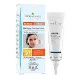 crema-cu-spf-50-matifianta-pentru-ten-acneic-si-gras-bio-balance-aknsun-mattifying-face-aqua-fusion-nuanta-medium-40-ml-1718623662616-1.jpg