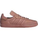Pantofi sport unisex adidas Humanrace Samba IE7290, 44, Maro