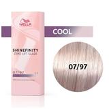 vopsea-translucida-demipermanenta-wella-professionals-shinefinity-zero-lift-glaze-nuanta-07-97-medium-blonde-60-ml-1755072660076-1.jpg